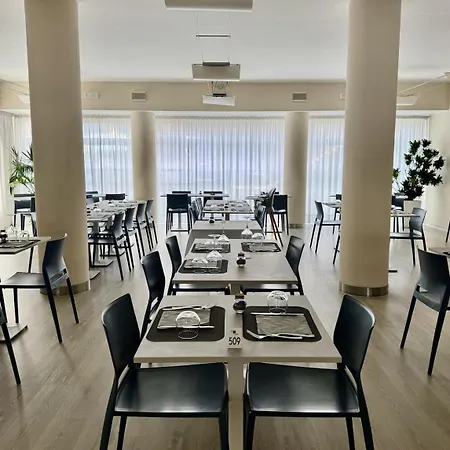 Hotel Rosanna 3*