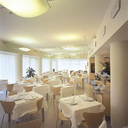 Rosanna 3 Stelle Superior Hotel 3*