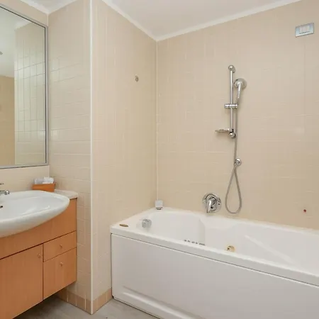 Rosanna Hotel 3*